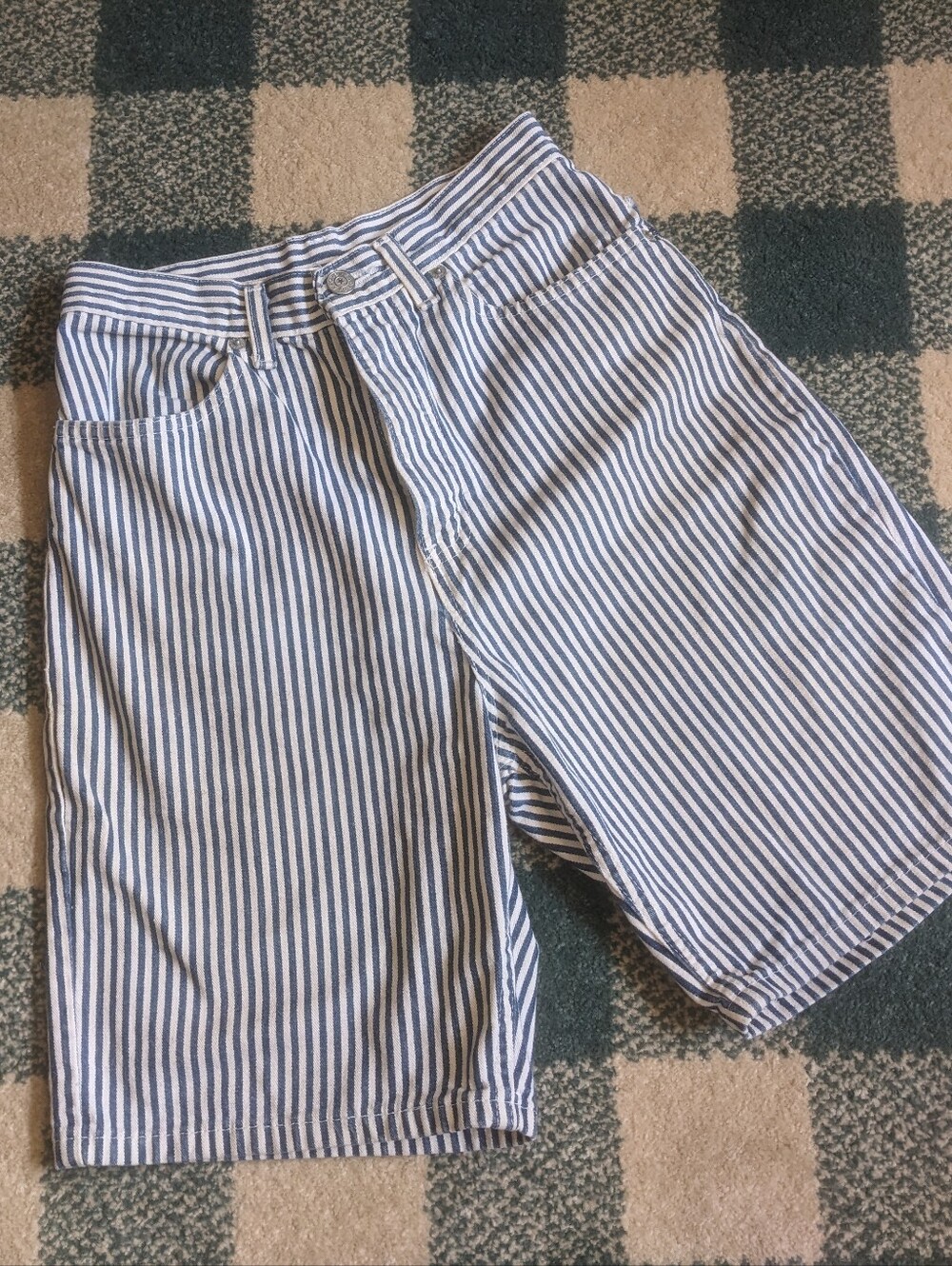 Vintage Faded Glory 100% Cotton Denim Railroad Stripe / Pinstripe Shorts Size 4